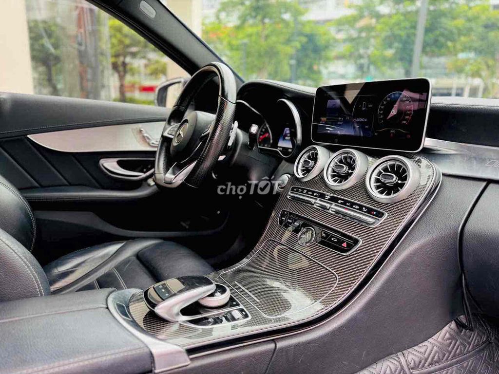 Mercedes Benz C300 AMG 2018. Mua bán Ô tô tại Quận 7 Tp Hồ Chí Minh được đăng bởi Cherry hình 15