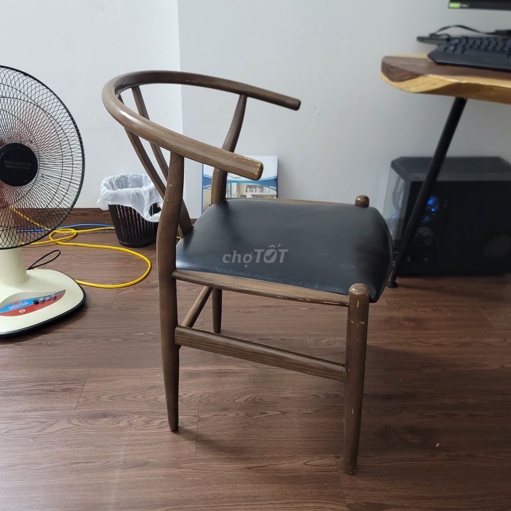 Bàn ghế Gỗ Da Nâu Đen đã sử dụng. Mua bán Bàn ghế tại Huyện Hoài Đức Hà Nội được đăng bởi trinh phuoc hình 1
