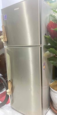 Bán tủ lạnh Electrolux. Mua bán Tủ lạnh tại Quận Gò Vấp Tp Hồ Chí Minh được đăng bởi Hoảng Thế Huy