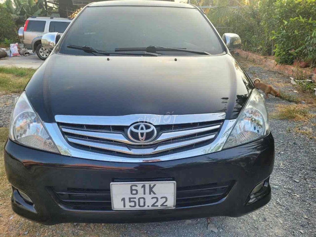 Toyota Innova 2006 G xe gia đình