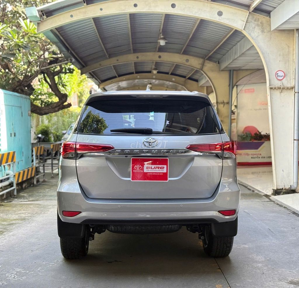 Fortuner Máy xăng(Tự Động) 1 Cầu 2020 - 121.000 km. Mua bán Ô tô tại Quận 12 Tp Hồ Chí Minh được đăng bởi Vũ Phong Toyota Sure Xe Cũ Chính Hãng hình 5