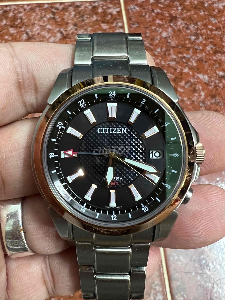 cityzen sola giờ GMT dây vỏ titan