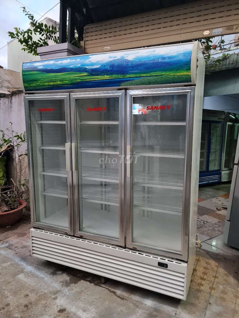 Tủ mát 3 cánh sanaky 1500L