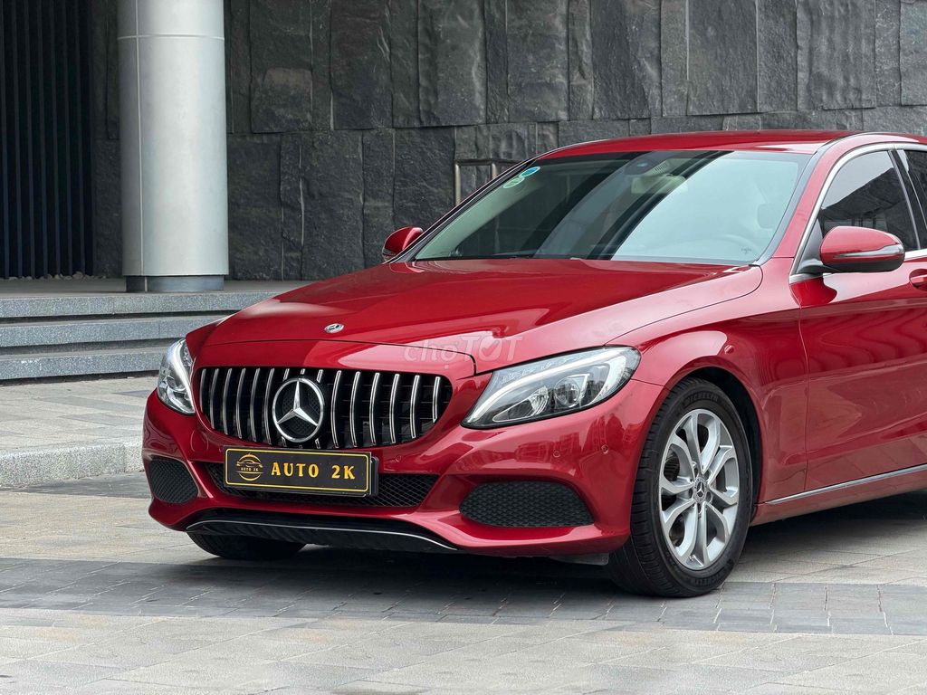 Mercedes-Benz C-Class 2018 photo 4
