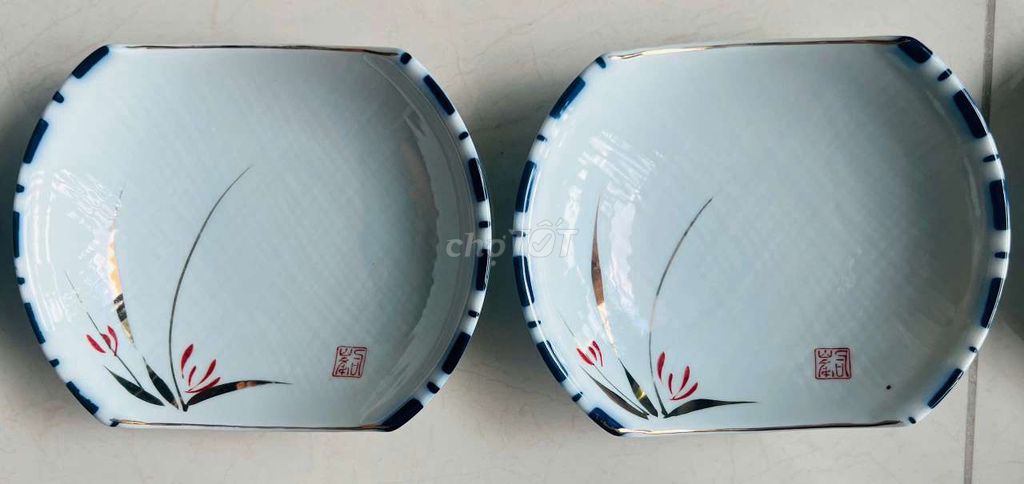 Cặp đĩa sứ Nhật men ngọc hoa lan đỏ 16cm. Mua bán Dụng cụ nhà bếp tại Quận 6 Tp Hồ Chí Minh được đăng bởi Daivan hình 1