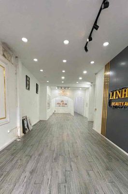Cho thuê nhà mặt tiền Nguyễn Ái Quốc giá 15 triệu. Cho thuê văn phòng, mặt bằng kinh doanh tại Thành phố Biên Hòa Đồng Nai được đăng bởi Hà Thị Thanh Hương