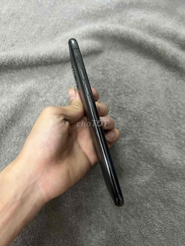 iPhone 11 Pro Max 64GB Đen, Bản Quốc Tế