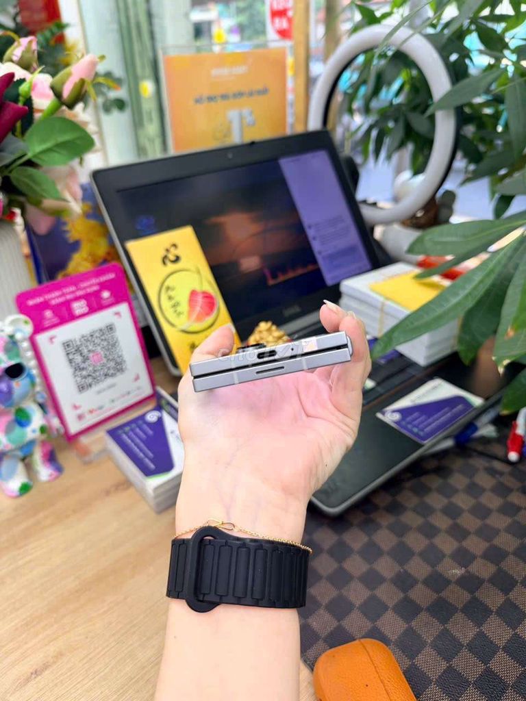 Samsung ZFold 6 Bạc 256GB 12GB 5G. Mua bán Điện thoại tại Quận 7 Tp Hồ Chí Minh được đăng bởi Minh phương hình 1