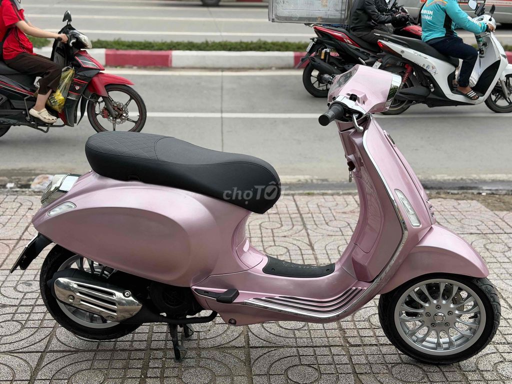 Piaggio Vespa Sprint 125cc Iget Abs Hồng TFT