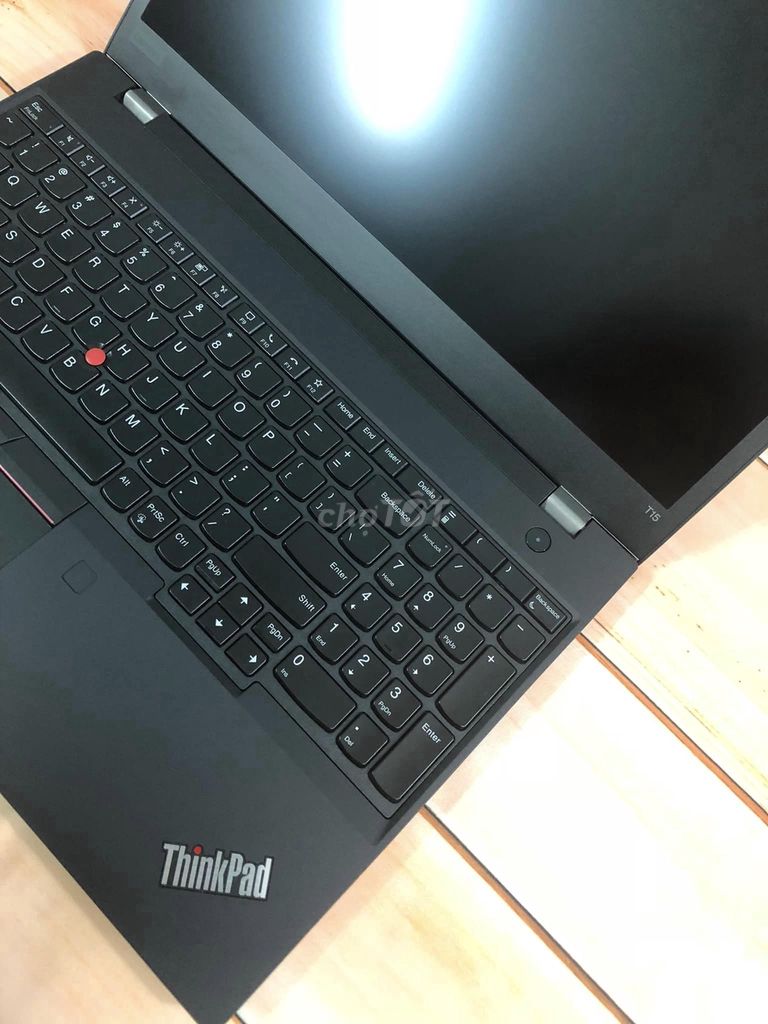 Thinkpad T15 Gen 1 máy đẹp,I7 10610U,FHD,phím số