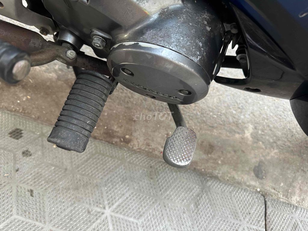 neo kim 2006 zin võ đầu cong. Mua bán Xe máy tại Quận Ninh Kiều Cần Thơ được đăng bởi Nguyễn Trọng Nhân hình 12