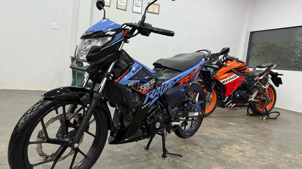 RAIDER 150 CỌP LĂN BÁNH 6000KM BAO ZIN. Mua bán Xe máy tại Thành phố Long Khánh Đồng Nai được đăng bởi Cửa Hàng Xe Máy Cũ Thành Phát Đồng Nai hình 12