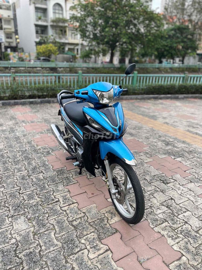 Honda Wave Rsx 110(2018)bs64,xe đẹp keng,zin êm ru. Mua bán Xe máy tại Quận 7 Tp Hồ Chí Minh được đăng bởi Bảo Anh hình 2