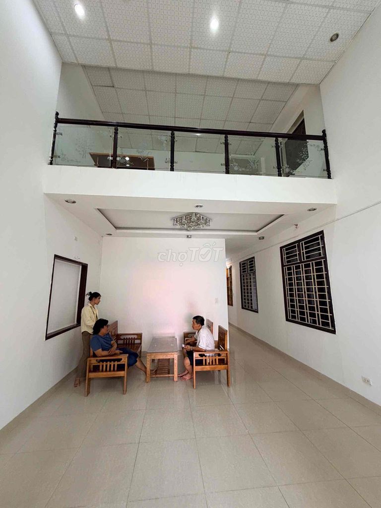 Аренда · 4 комн. · 138 м² · Quận Sơn Trà, ул. Kiệt Phó Đức chính