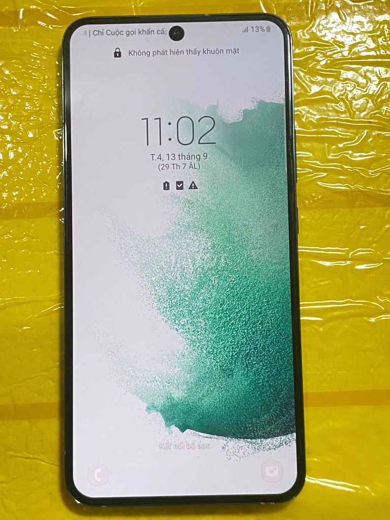 Samsung S22 Plus mới Việt Nam. Mua bán Điện thoại tại Thành phố Thuận An Bình Dương được đăng bởi hoàng hình 1