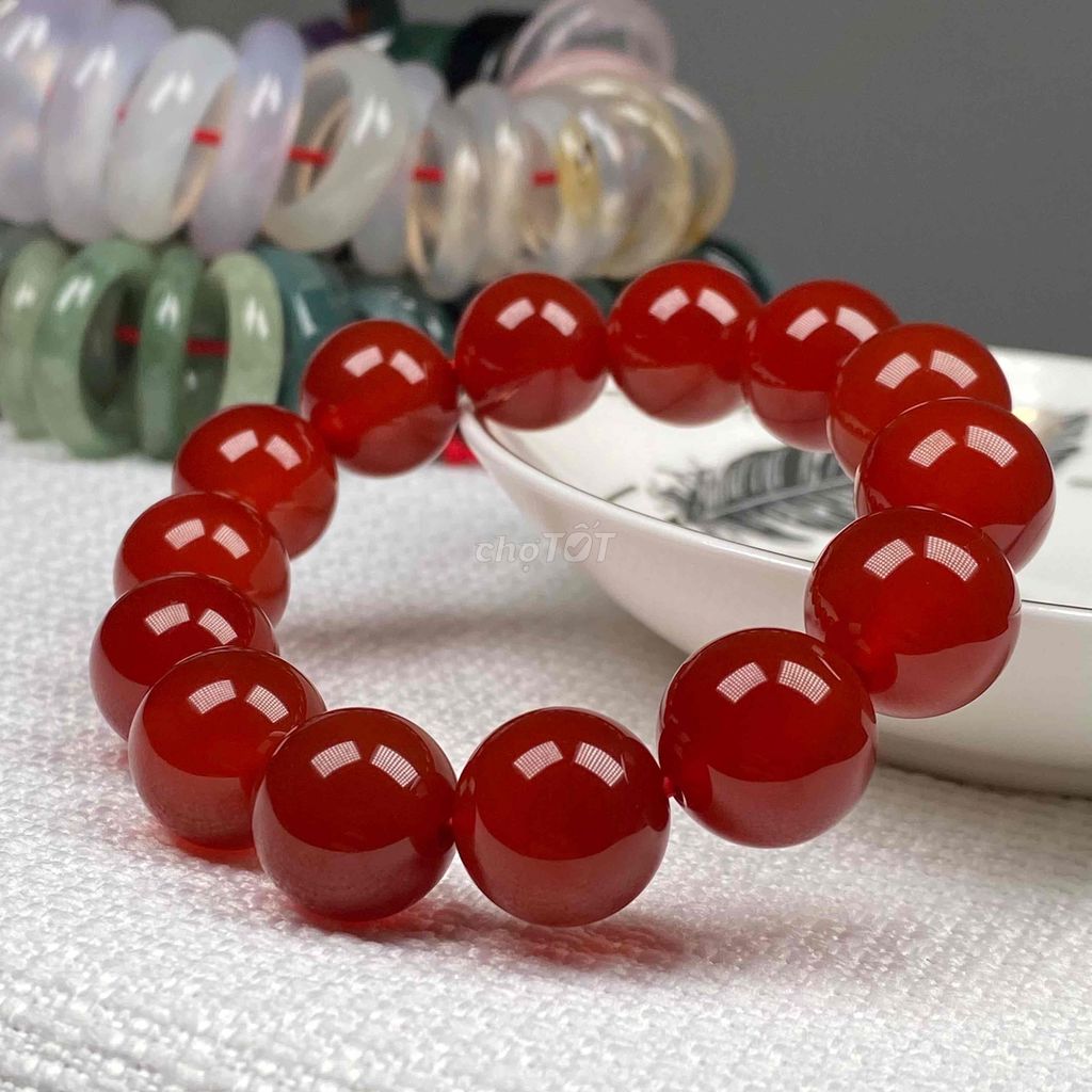 Vòng tay đá mã não đỏ 14mm. Mua bán Phụ kiện thời trang khác tại Quận 5 Tp Hồ Chí Minh được đăng bởi Đá Phong Thuỷ Quận 5 hình 1