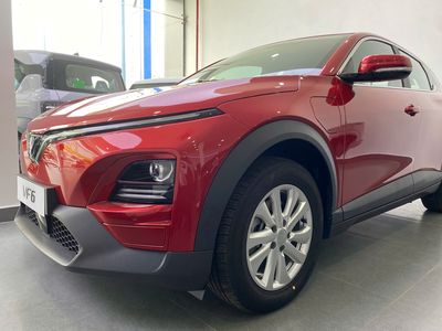 VinFast VF6 2025 S. Mua bán Ô tô tại Quận 5 Tp Hồ Chí Minh được đăng bởi tạ nguyễn trúc linh