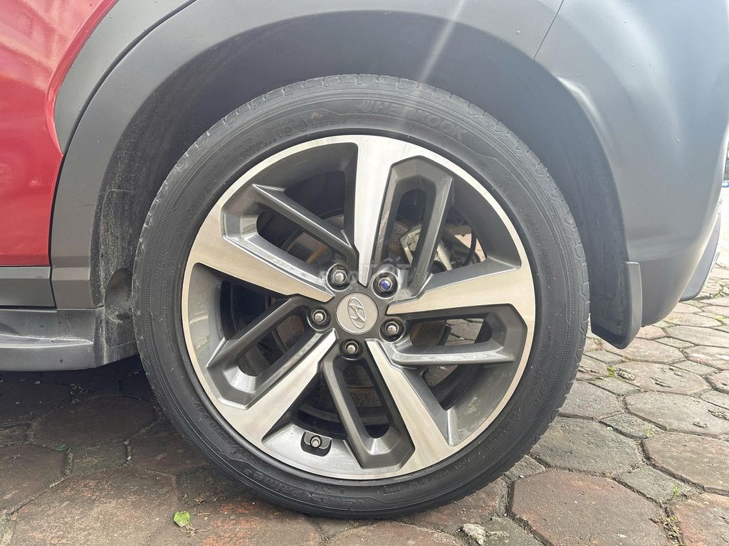 Hyundai Kona 2019  - 54000 km. Mua bán Ô tô tại Quận Hoàng Mai Hà Nội được đăng bởi Hung Vu hình 17