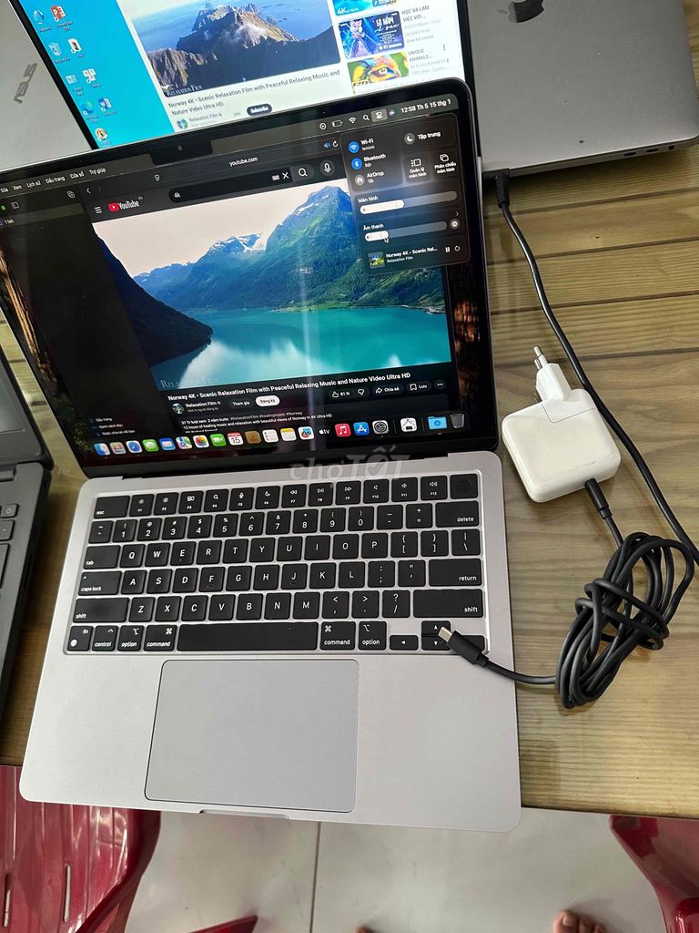 macbook air M2. Mua bán Laptop tại Thành phố Bến Tre Bến Tre được đăng bởi lê minh  mobile hình 1