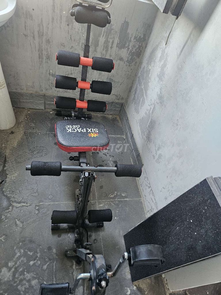 Xe tập thể dục Đen Đỏ. Mua bán Đồ thể thao, Dã ngoại tại Thành phố Nha Trang Khánh Hòa được đăng bởi Thúy Kim hình 1
