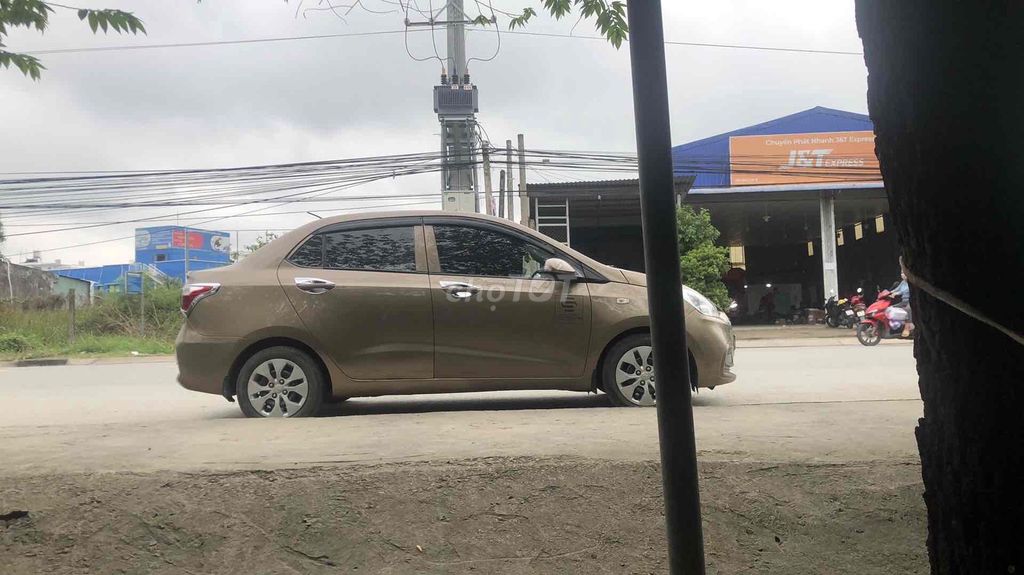 i10 sedan máy êm ru. Mua bán Ô tô tại Quận 7 Tp Hồ Chí Minh được đăng bởi nguyen thi quynh nga hình 1