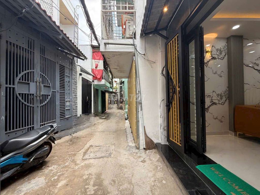Bán nhà Xô Viết Nghệ Tĩnh P21 Bình Thạnh Giáp Q1 có Phòng tầng trệt. Mua bán nhà ở tại Quận Bình Thạnh Tp Hồ Chí Minh được đăng bởi Nguyễn Nam hình 1