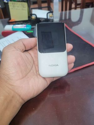Nokia 2720 Flip Trắng Như mới 98-99%. Mua bán Điện thoại tại Huyện Phù Cát Bình Định được đăng bởi Tống Xuân Nhiên