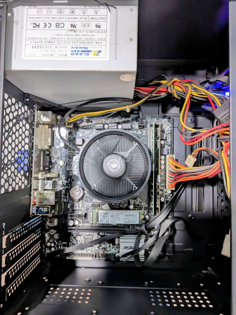 Bộ Ryzen 5 2400G 4 nhân 8 cpu,Vga 2G,chơi all game