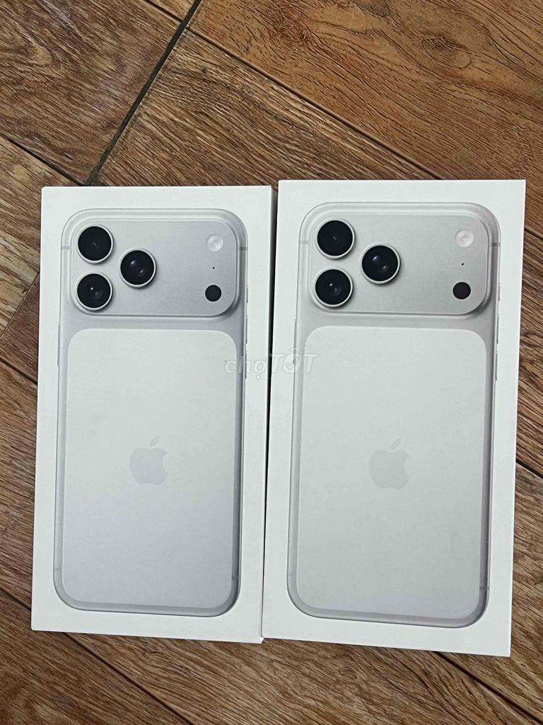 Apple iPhone 17 Pro Max 256GB Bạc ZP (VN)new seal. Mua bán Điện thoại tại Thị xã Tân Uyên Bình Dương được đăng bởi Navin Anh hình 1