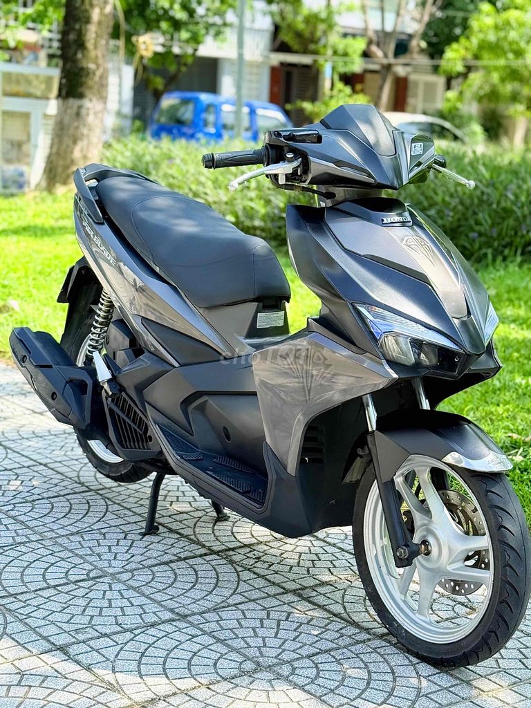 Воздушный клинок Honda 2016 серый