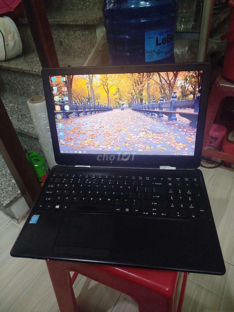 Laptop acer i5 học hành giải trí và làm việc.!