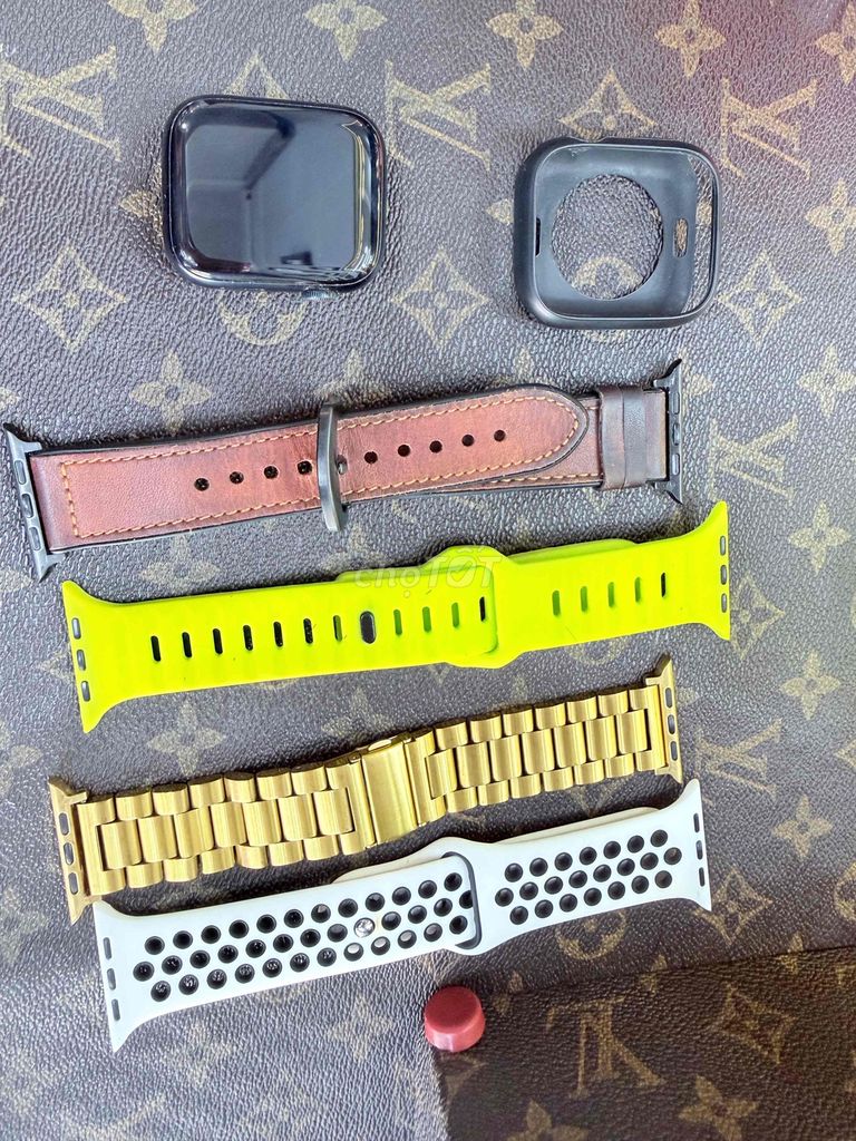 Apple Watch Series 8 45mm. Mua bán Thiết bị đeo thông minh tại Quận 8 Tp Hồ Chí Minh được đăng bởi Danh Nguyen hình 1