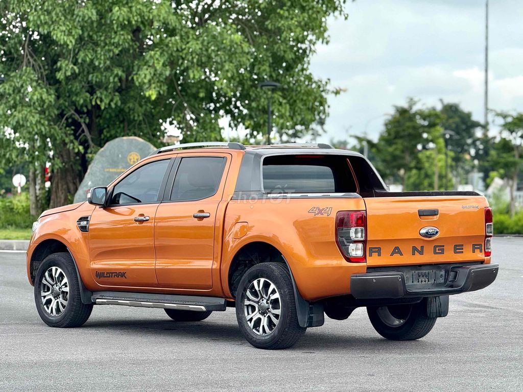 Ford Ranger  Wildtrak 3.2 4x4 AT 2016. Mua bán Ô tô tại Quận Long Biên Hà Nội được đăng bởi Tạ Dũng hình 4