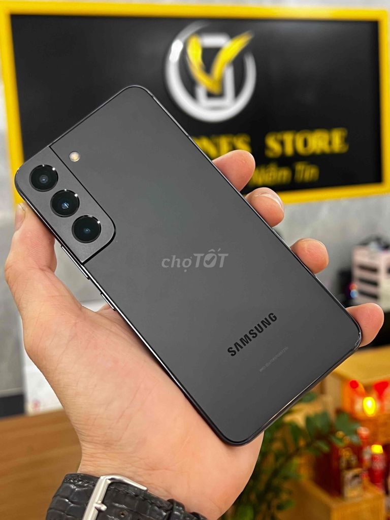 Samsung Galaxy S22 Đen zin đẹp 2 sim 2 sóng. Mua bán Điện thoại tại Quận Thanh Khê Đà Nẵng được đăng bởi Vietphones Store 16 Kỳ Đồng hình 1
