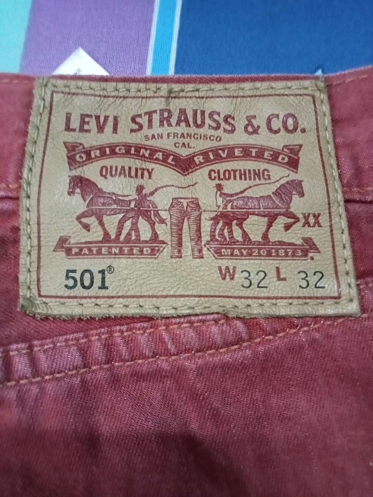 Quần jean Levis 501 Đỏ size 32. Mua bán Quần áo tại Quận 5 Tp Hồ Chí Minh được đăng bởi Ngọc Đồ Si Tuyển  hình 1