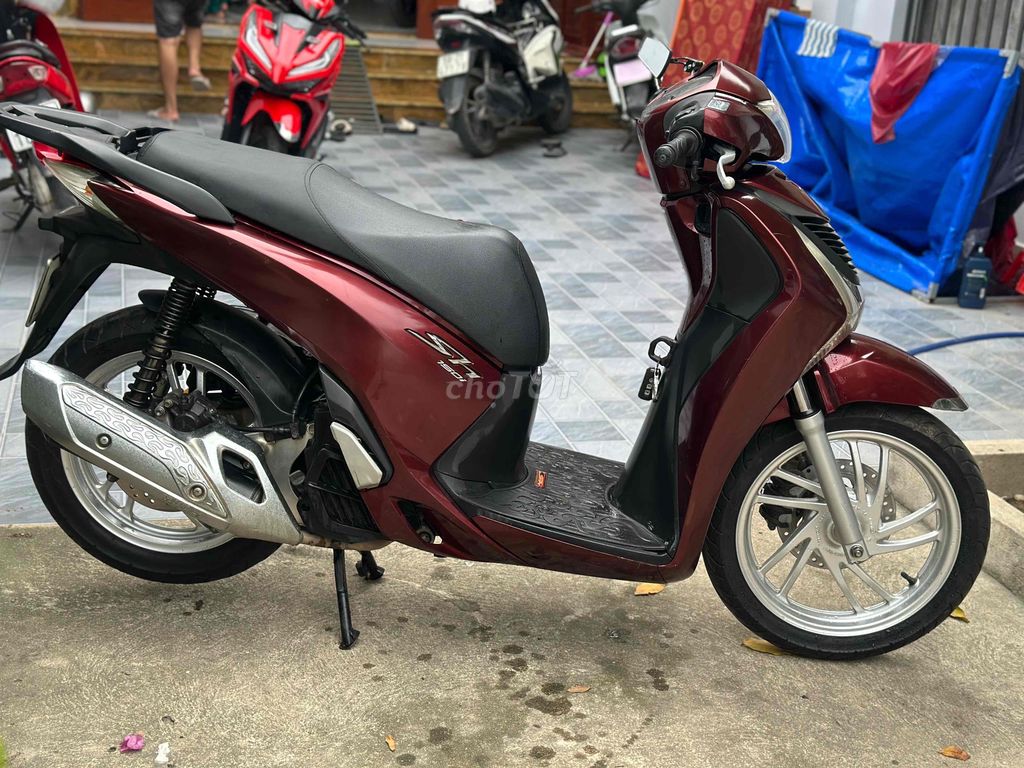 Sh 150 đời 2016 khoá điện tử thông minh giá 46tr5. Mua bán Xe máy tại Huyện Nghĩa Hành Quảng Ngãi được đăng bởi Hien hình 5