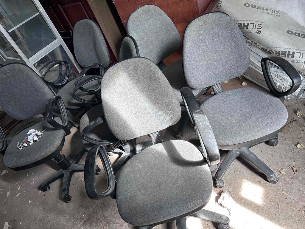 Ghế xoay văn phòng Hòa Phát Xám. Mua bán Đồ dùng văn phòng tại Huyện Hoài Đức Hà Nội được đăng bởi Tú Anh hình 1