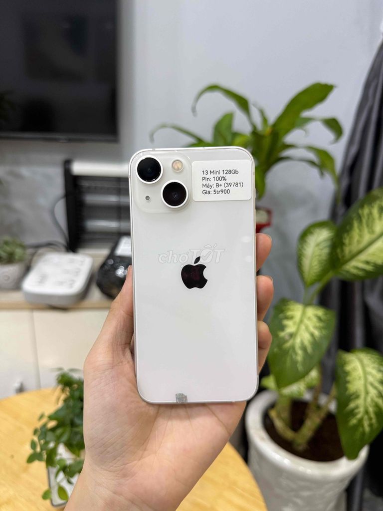 iPhone 13 Mini 128GB Trắng | Zin đẹp 98.5%. Mua bán Điện thoại tại Huyện Hóc Môn Tp Hồ Chí Minh được đăng bởi Luân Hoài hình 1