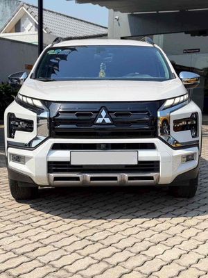 Xpander Cross Trắng 2024 ODO 39000km Xe Gia Đình