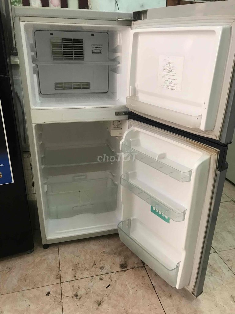 tủ lạnh toshiba 120L