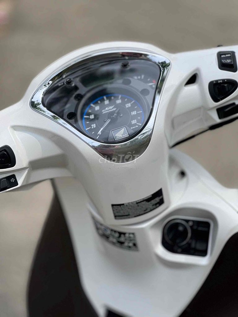 Sh mode 2019. Mua bán Xe máy tại Huyện Trảng Bom Đồng Nai được đăng bởi u kiều hình 6