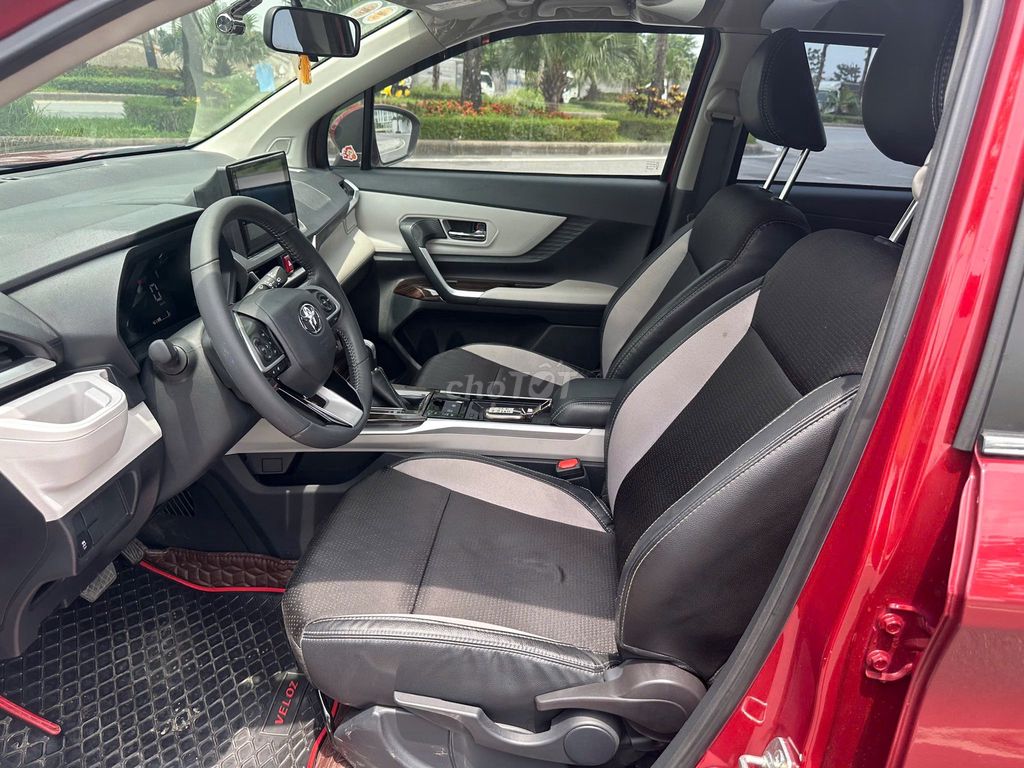 bán Toyota Veloz Cross 2022 màu đỏ số tự động. Mua bán Ô tô tại Quận Gò Vấp Tp Hồ Chí Minh được đăng bởi Xuân Trường hình 4