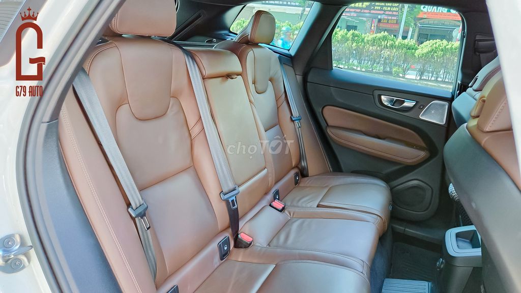 Volvo XC60 T8 Recharge 2023 Trắng 37000 km. Mua bán Ô tô tại Quận Long Biên Hà Nội được đăng bởi Nguyễn ngọc quyết hình 4