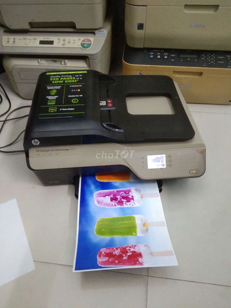 Máy in màu và trắng đen HP Deskjet 4615 đa năng