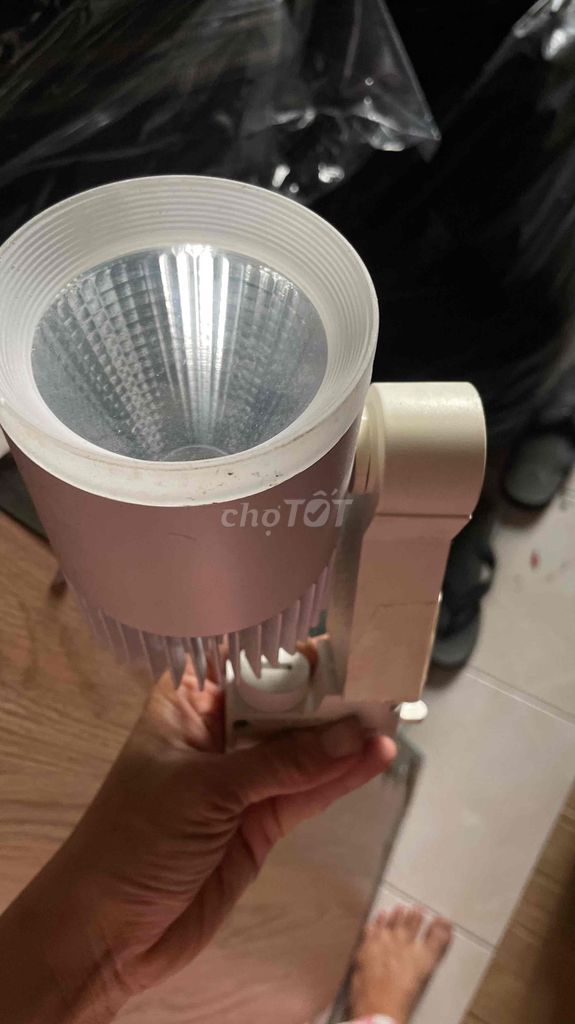 Đèn rọi 20W Trắng. Mua bán Đèn tại Huyện Hóc Môn Tp Hồ Chí Minh được đăng bởi an hình 1