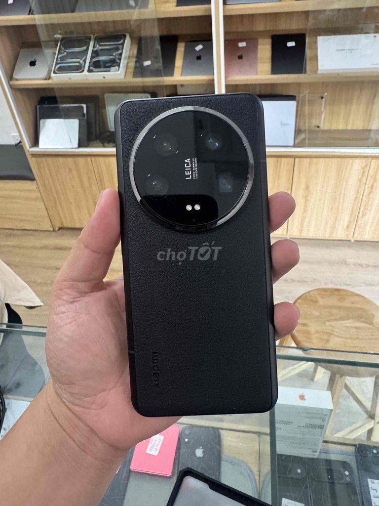 Xiaomi 14 Ultra 512GB Đen Hồng Kông. Mua bán Điện thoại tại Quận Đống Đa Hà Nội được đăng bởi Lê Khuyến hình 1