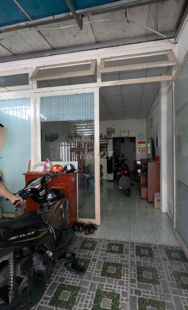 BÁN NHÀ HẺM XE HƠI PHẠM THỊ GIÂY – GẦN CHỢ BẮP –  SỔ HỒNG RIÊNG.3,5T. Mua bán nhà ở tại Huyện Hóc Môn Tp Hồ Chí Minh được đăng bởi Phạm Muội hình 1