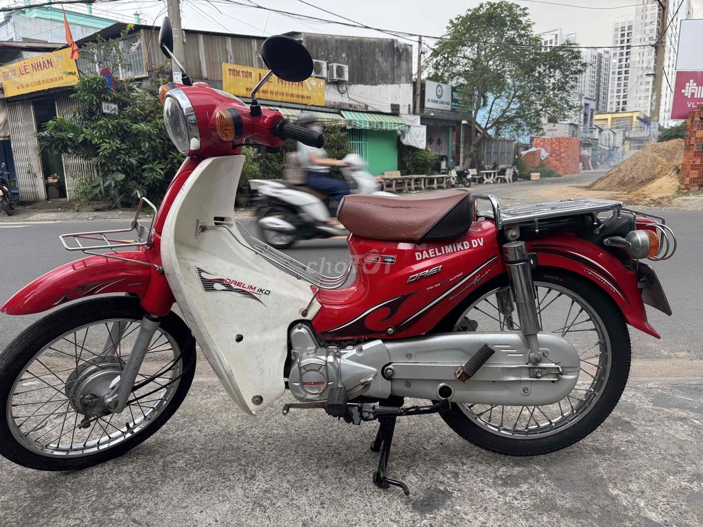 Xe máy Cúp 50cc Đỏ Trắng. Mua bán Xe máy tại Quận Tân Phú Tp Hồ Chí Minh được đăng bởi Anh thành hình 3