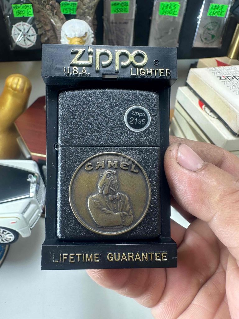 Zippo Newfulbox 1996 chủ đề Camel Black Crackle