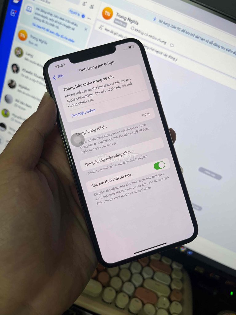 iPhone XS Max 64GB Vàng. Mua bán Điện thoại tại Thành phố Thủ Dầu Một Bình Dương được đăng bởi Bảo hình 1